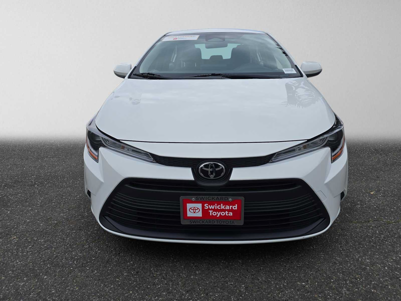 Certified 2026 Toyota Corolla LE FWD image 2