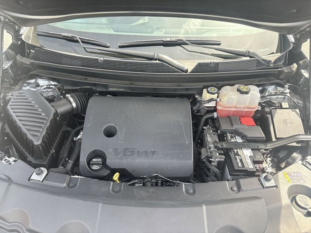 Certified 2023 Chevrolet Traverse LT image 29