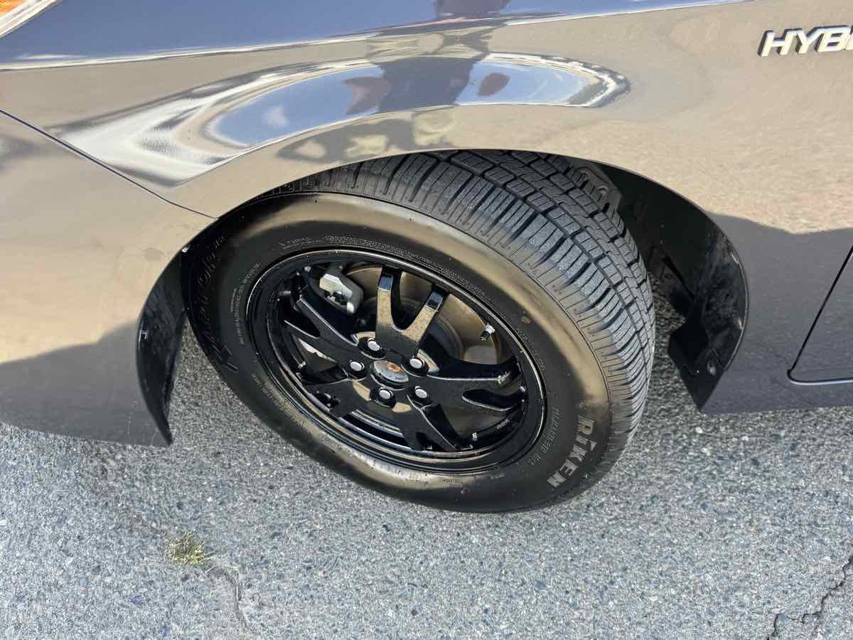 Used 2013 Toyota Prius Two FWD image 33