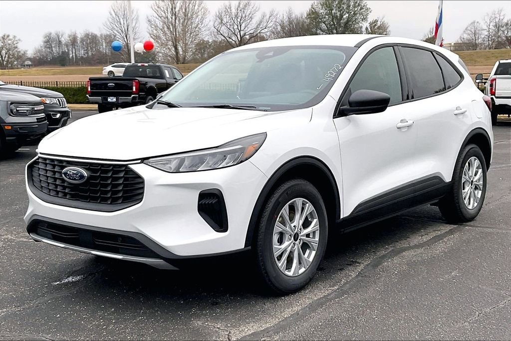 New 2026 Ford Escape Active image 2