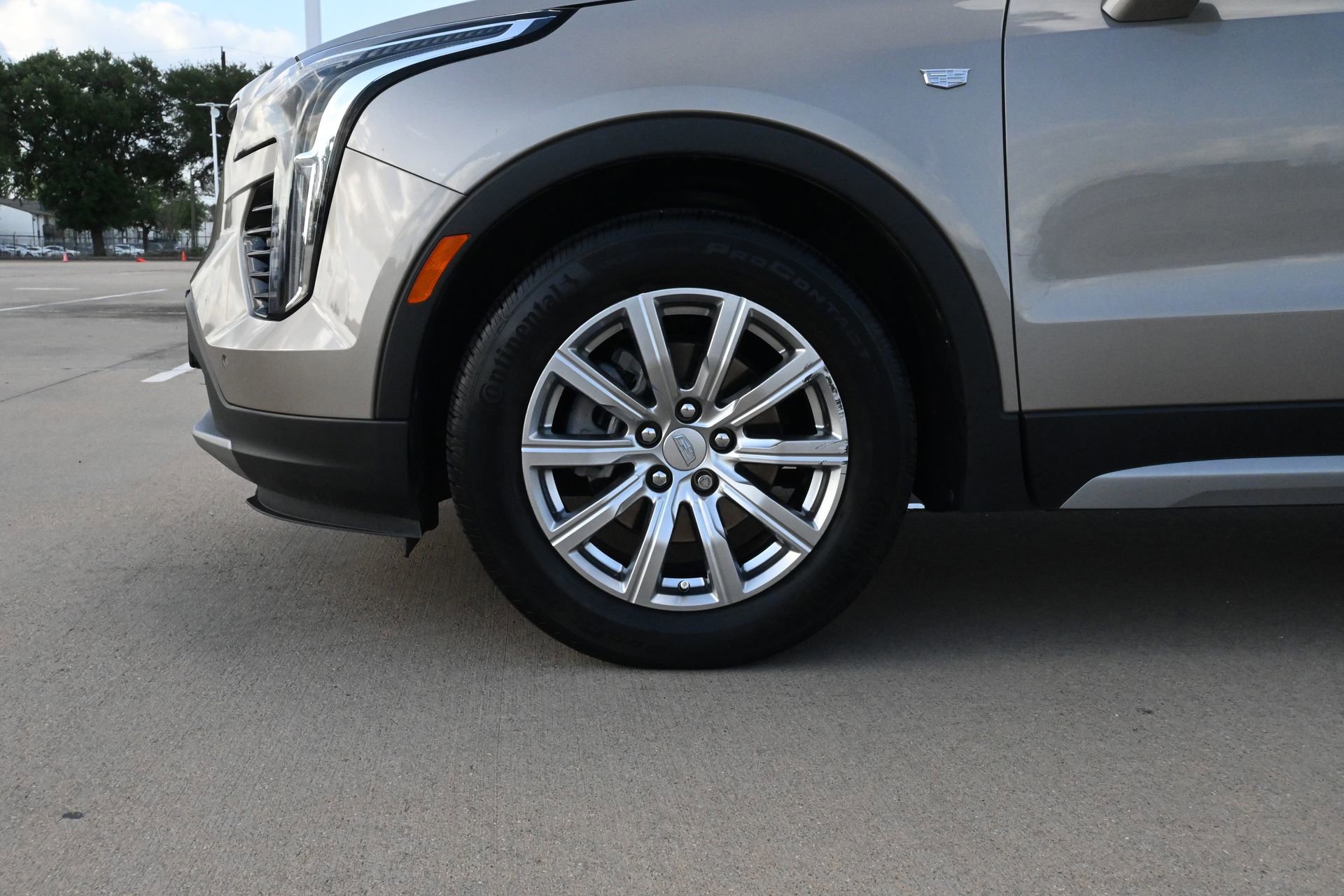 Certified 2023 Cadillac XT4 Premium Luxury FWD image 29