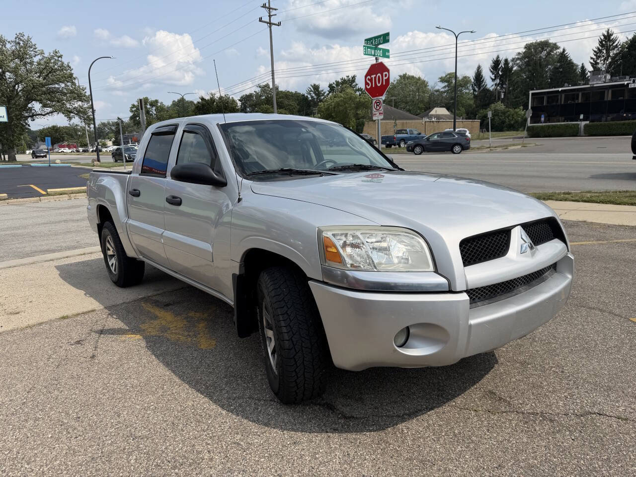 Used 2008 Mitsubishi Raider LS RWD image 5
