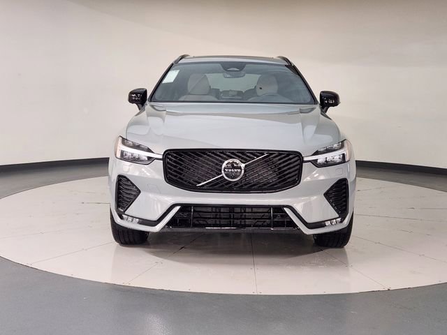 New 2026 Volvo XC60 B5 Plus w/ Protection Package Premier image 9