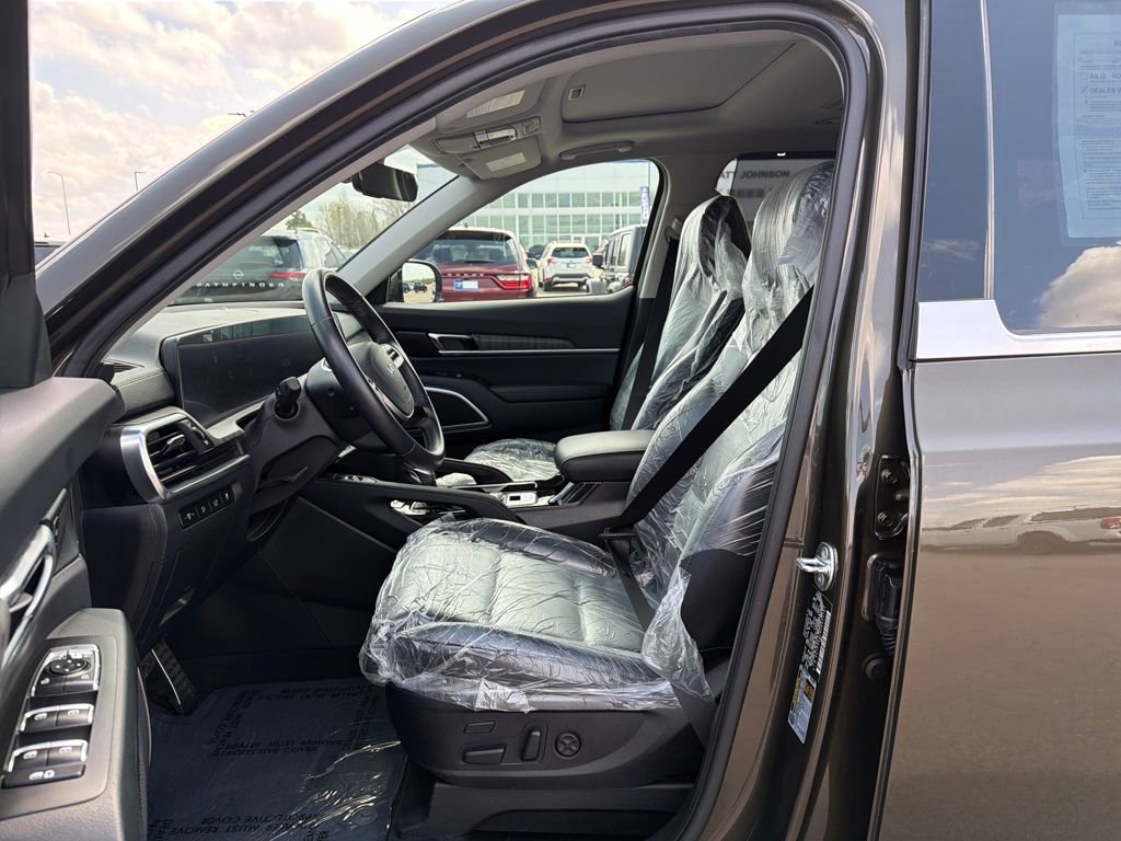 Used 2025 Kia Telluride SX image 14