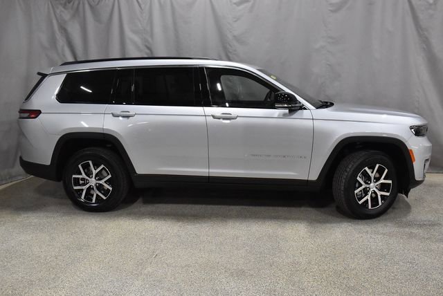 New 2025 Jeep Grand Cherokee L Limited image 3