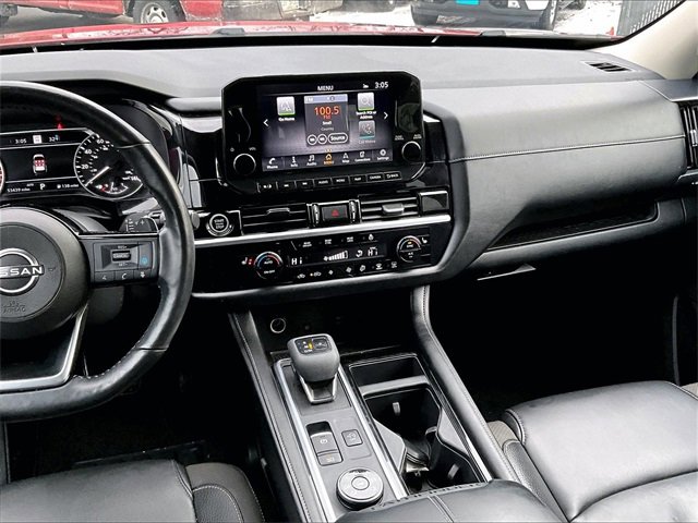 Used 2023 Nissan Pathfinder SL w/ Cargo Package image 6