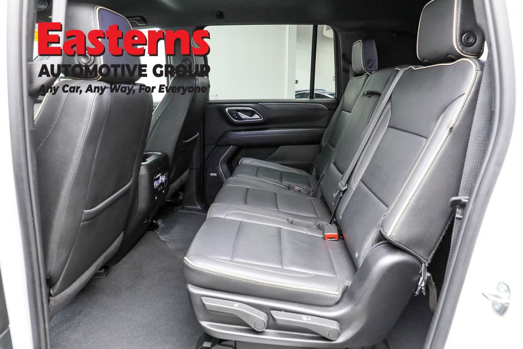 Used 2024 GMC Yukon XL SLT AWD/4WD image 25