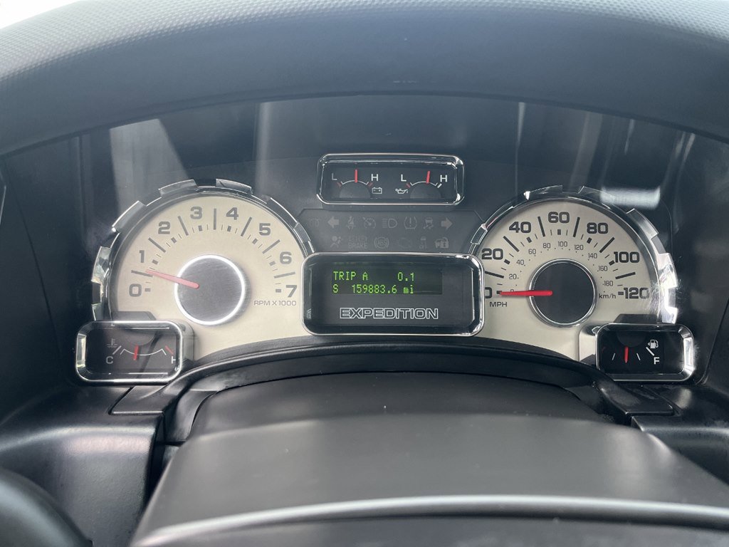 Used 2013 Ford Expedition EL Limited image 17