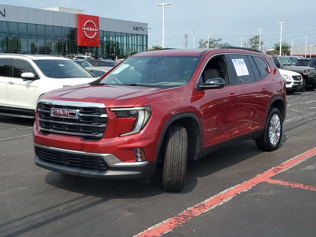 Used 2024 GMC Acadia Elevation w/ Luxury Package FWD image 2