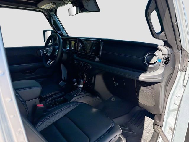 Used 2024 Jeep Wrangler High Altitude image 13