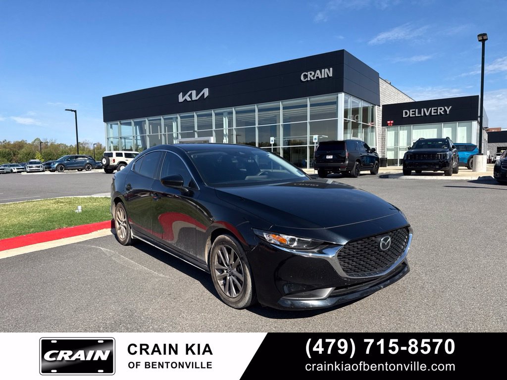 Used 2021 MAZDA MAZDA3 s FWD image 1