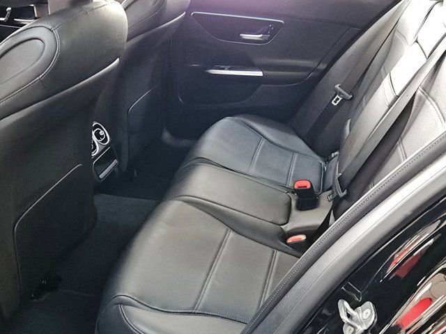 Used 2025 Mercedes-Benz C 300 4MATIC Sedan image 27