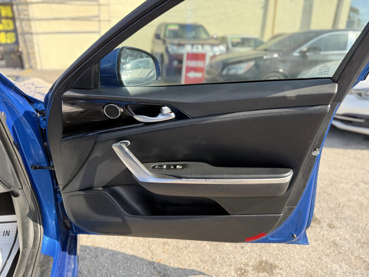 Used 2018 Kia Stinger image 27