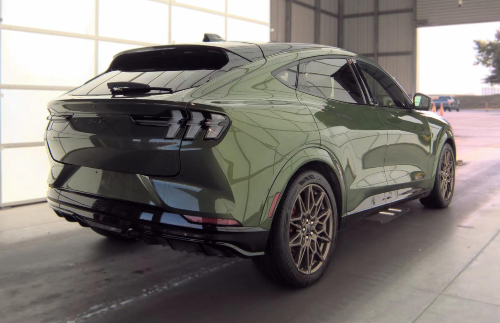 Used 2025 Ford Mustang Mach-E GT w/ Bronze Appearance Package AWD/4WD image 4