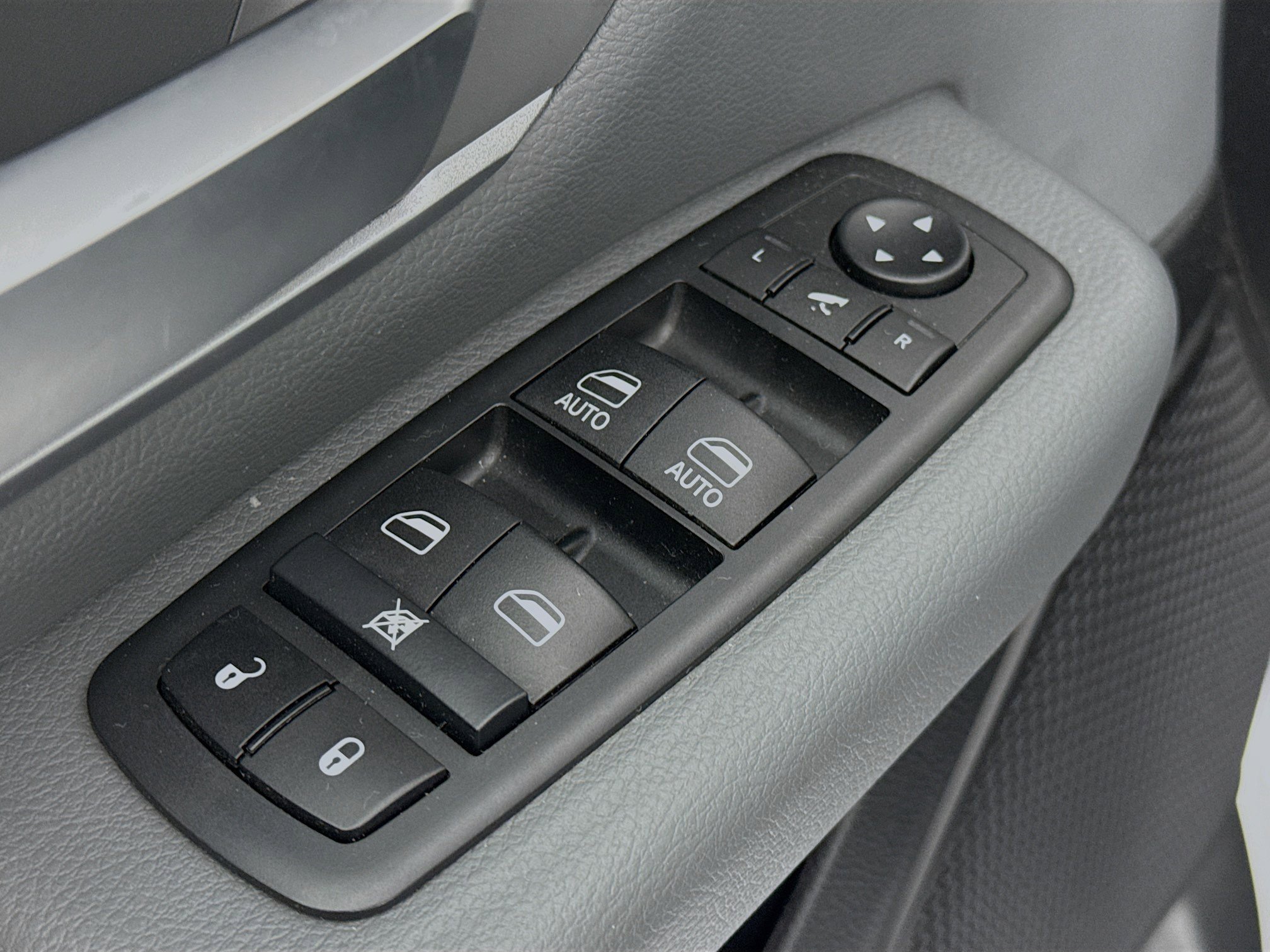 Used 2020 RAM 1500 Big Horn image 17