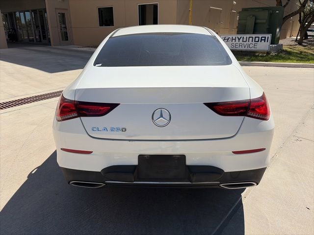 Used 2020 Mercedes-Benz CLA 250 image 3