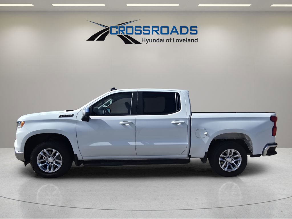 Used 2023 Chevrolet Silverado 1500 LT w/ Z71 Off-Road Package image 2
