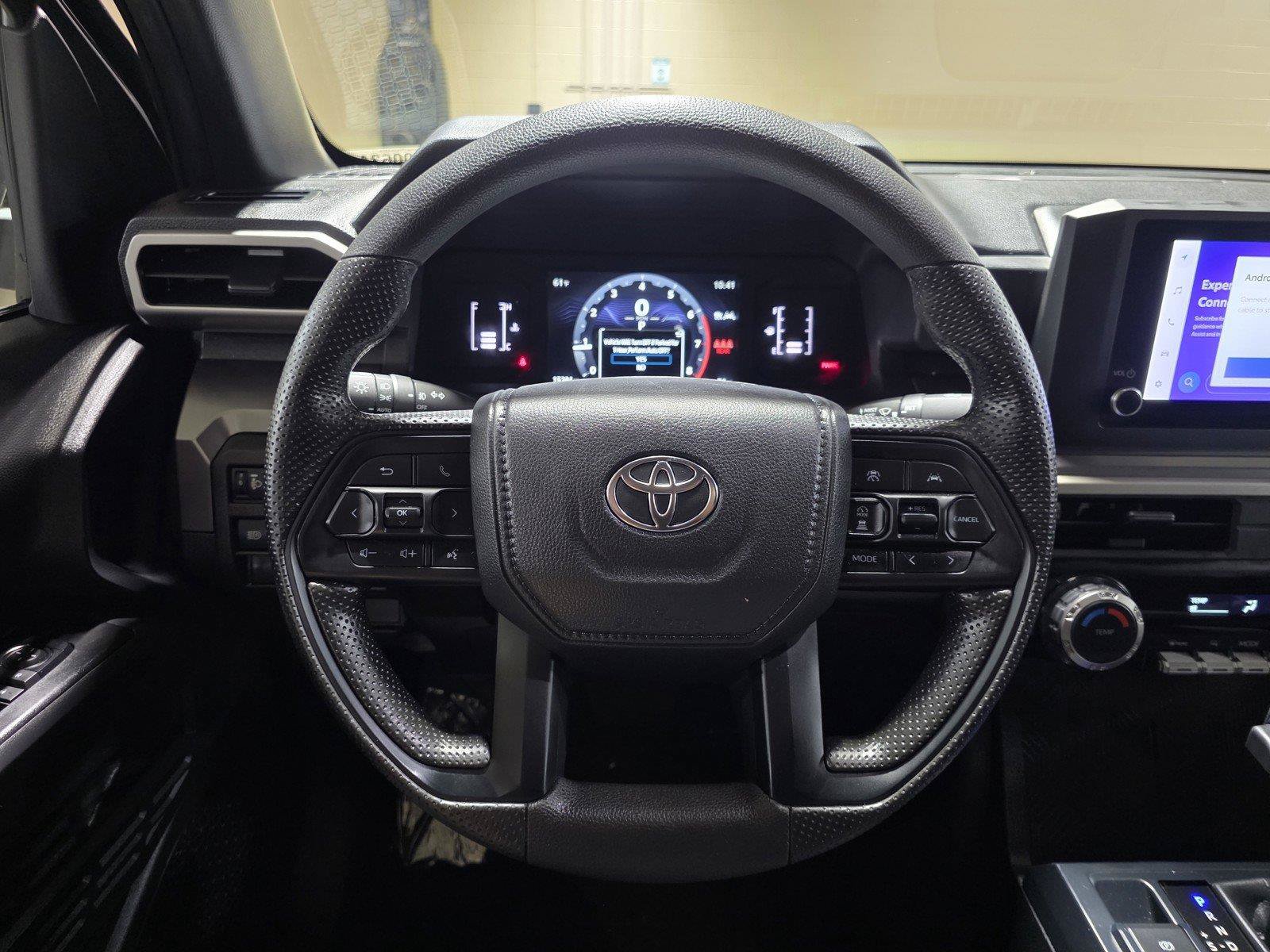 Used 2025 Toyota Tacoma SR5 AWD/4WD image 30