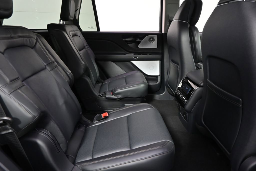 New 2026 Lincoln Aviator Reserve AWD/4WD image 18
