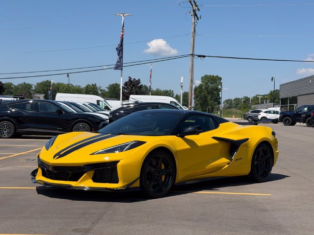 Used 2026 Chevrolet Corvette Z06 RWD image 5