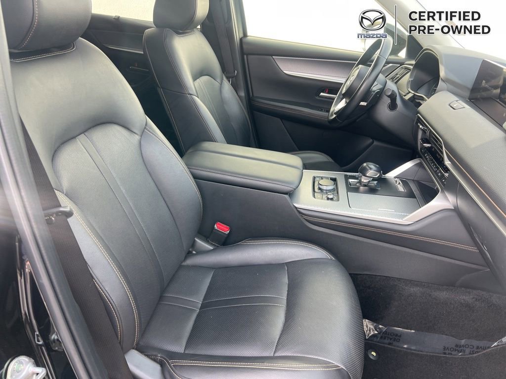 Used 2025 MAZDA CX-70 3.3 Turbo w/ Preferred Package AWD/4WD image 32