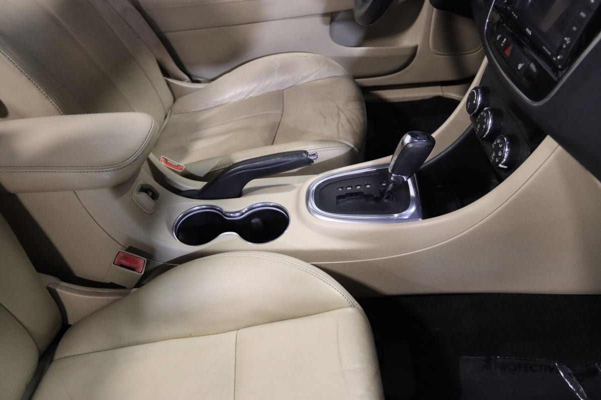 Used 2013 Chrysler 200 Limited FWD image 59