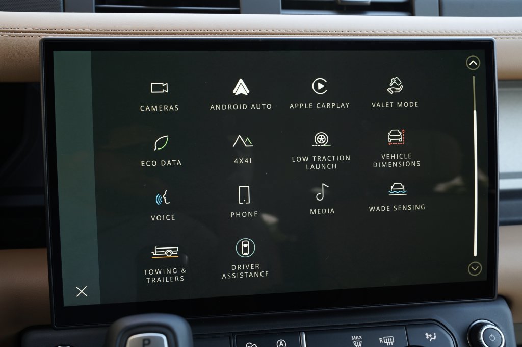 New 2026 Land Rover Defender 110 X AWD/4WD image 22
