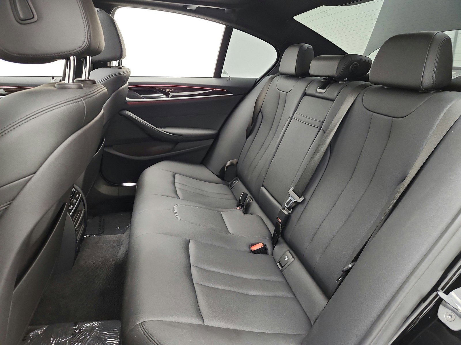 Used 2018 BMW 530e image 15