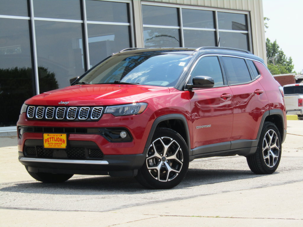 Used 2025 Jeep Compass Limited AWD/4WD image 12