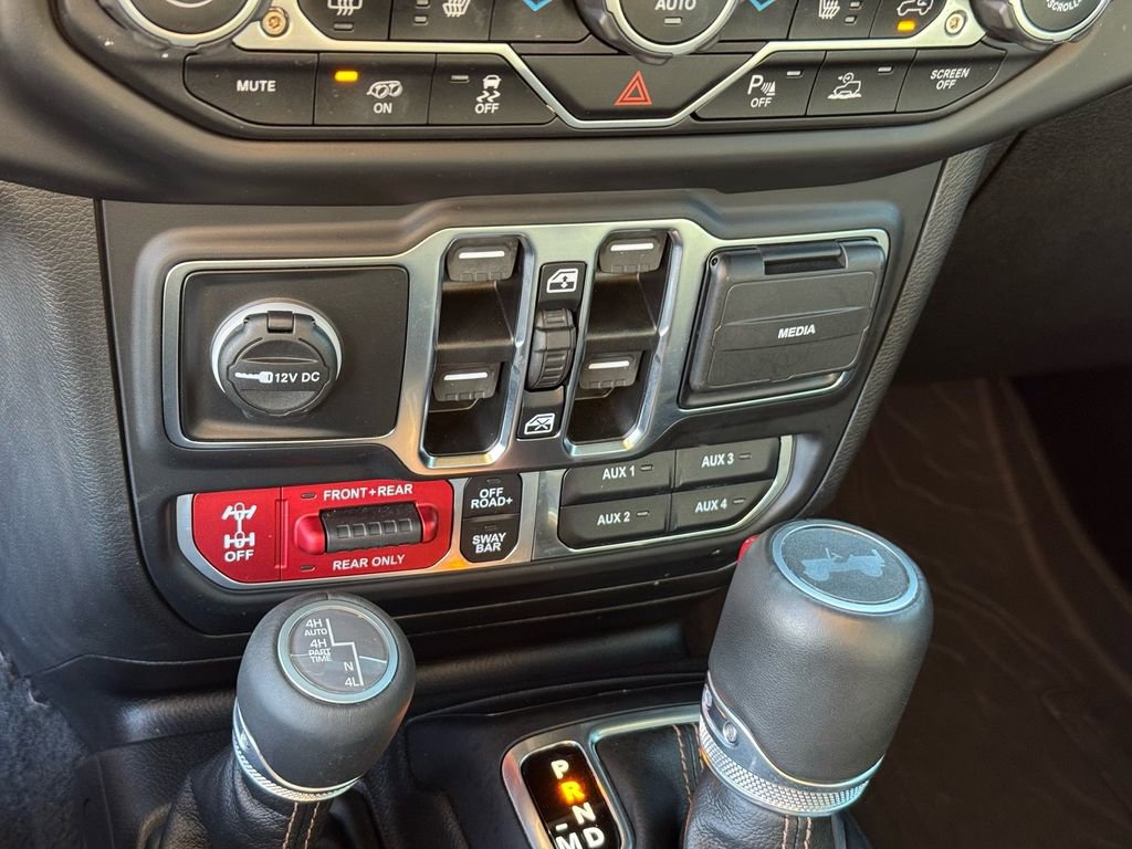 Used 2023 Jeep Wrangler Unlimited Rubicon 392 image 31