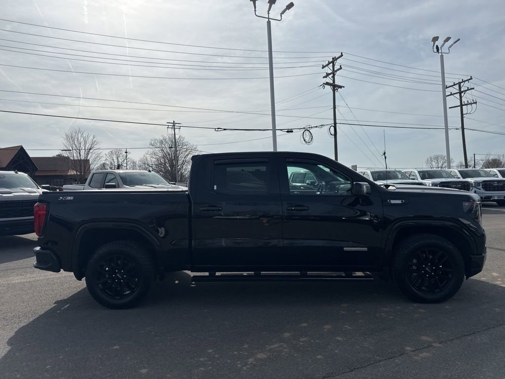 Used 2024 GMC Sierra 1500 Elevation w/ Elevation Premium Package image 6