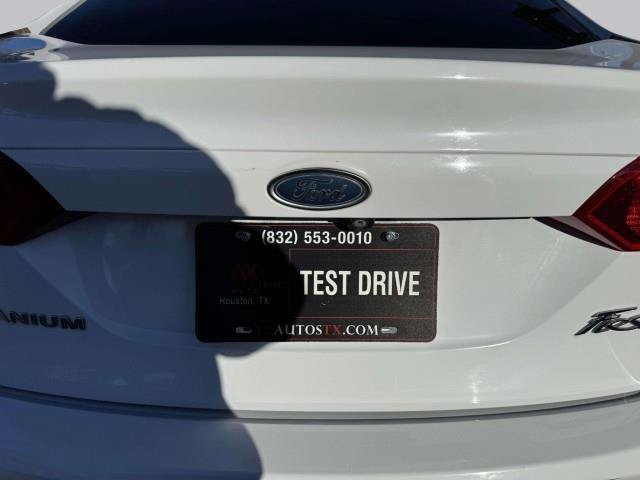 Used 2014 Ford Fiesta Titanium FWD image 17