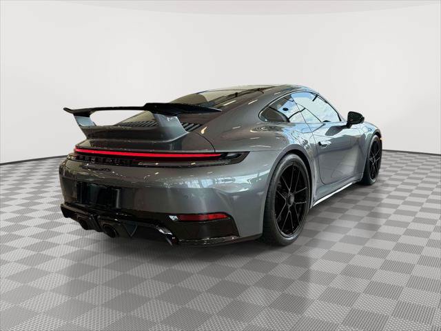 Used 2025 Porsche 911 Carrera GTS RWD image 7