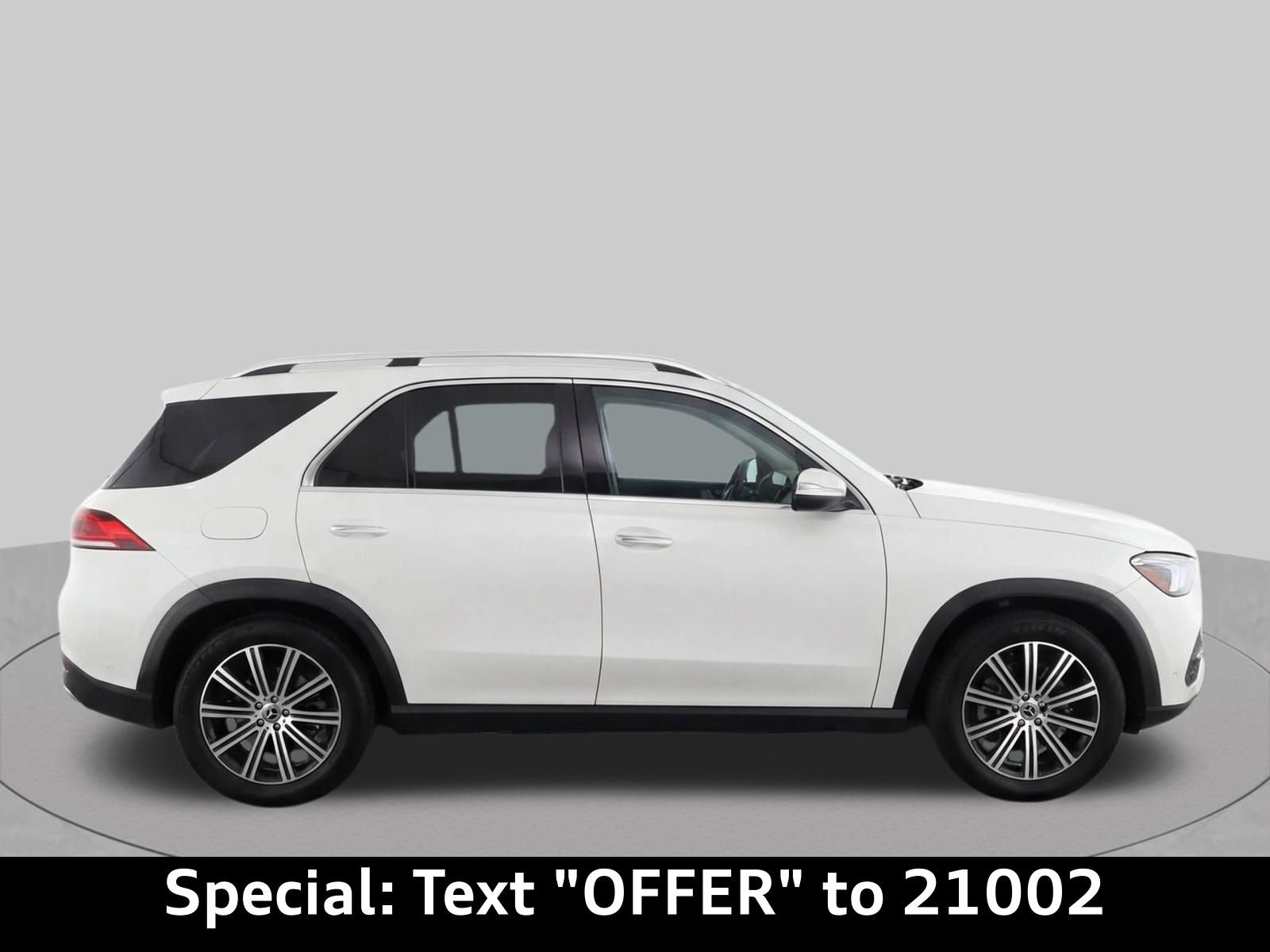 Used 2024 Mercedes-Benz GLE 350 4MATIC image 4