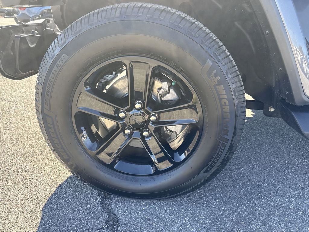 Used 2021 Jeep Wrangler Unlimited Sahara image 7