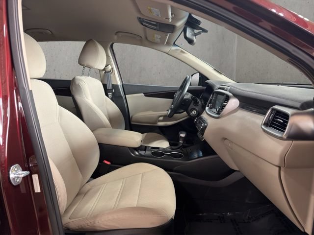 Used 2019 Kia Sorento FWD V6 w/ LX V6 Convenience Package image 20