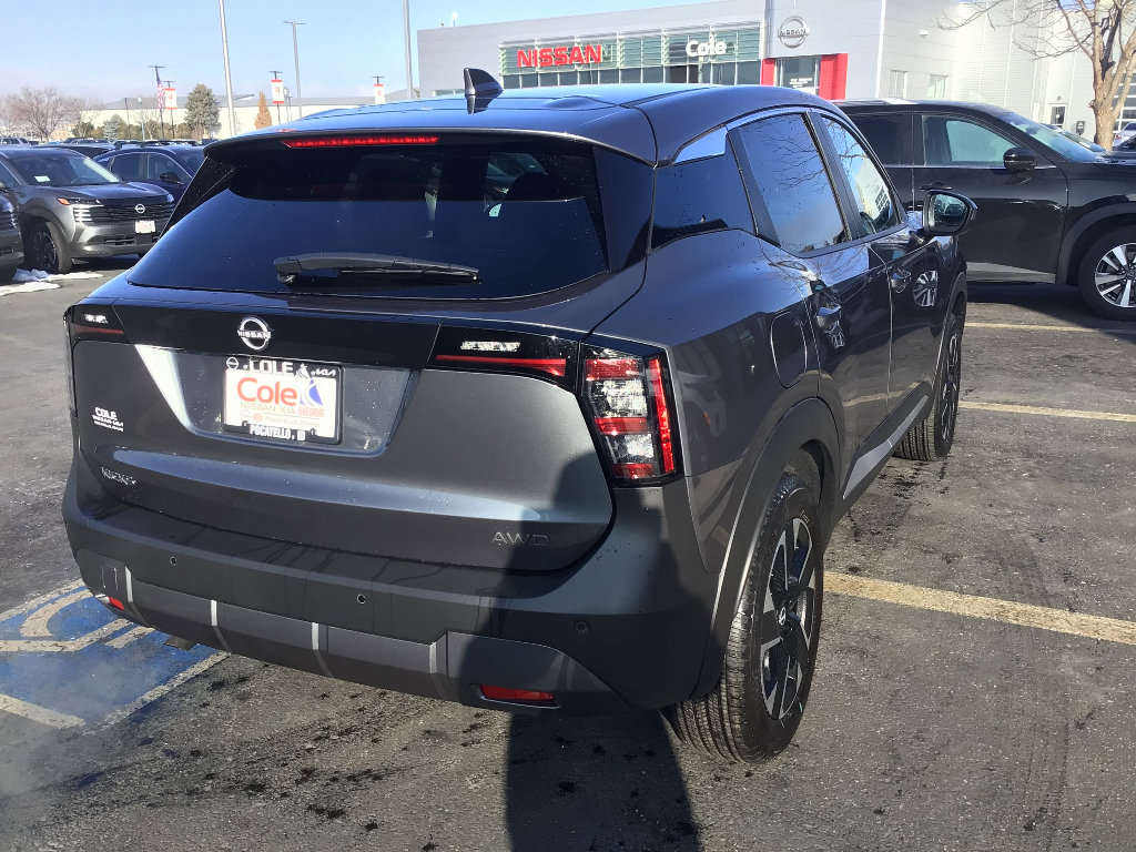 New 2025 Nissan Kicks SV image 5