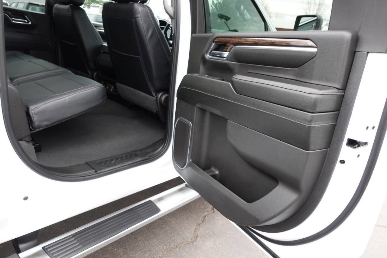 Used 2024 GMC Sierra 2500 SLE image 30