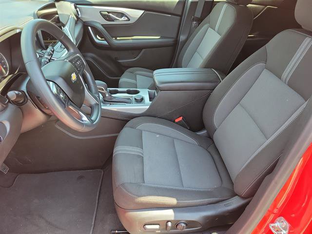 Used 2025 Chevrolet Blazer LT AWD/4WD image 9