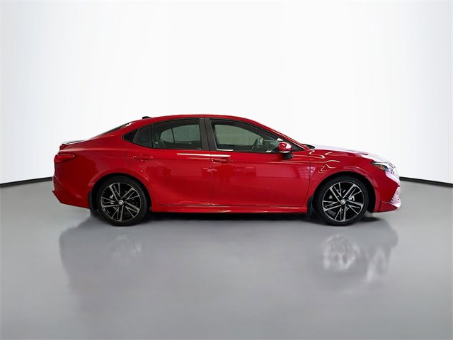 Used 2025 Toyota Camry XSE image 39