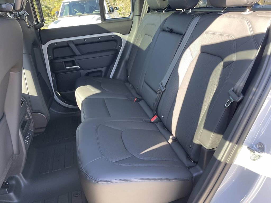 New 2026 Land Rover Defender 110 S AWD/4WD image 11