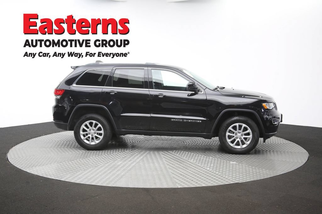 Used 2021 Jeep Grand Cherokee Laredo AWD/4WD image 48