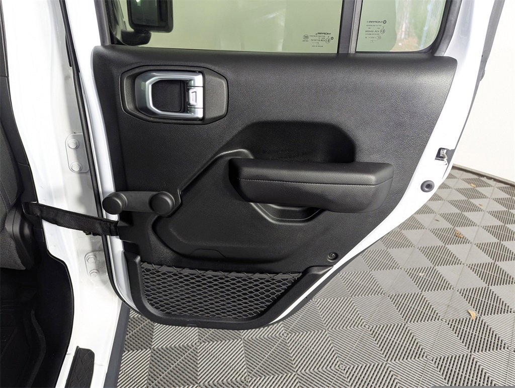 Used 2021 Jeep Gladiator Sport image 29