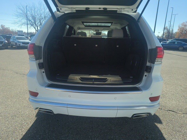 Used 2018 Jeep Grand Cherokee Summit image 15