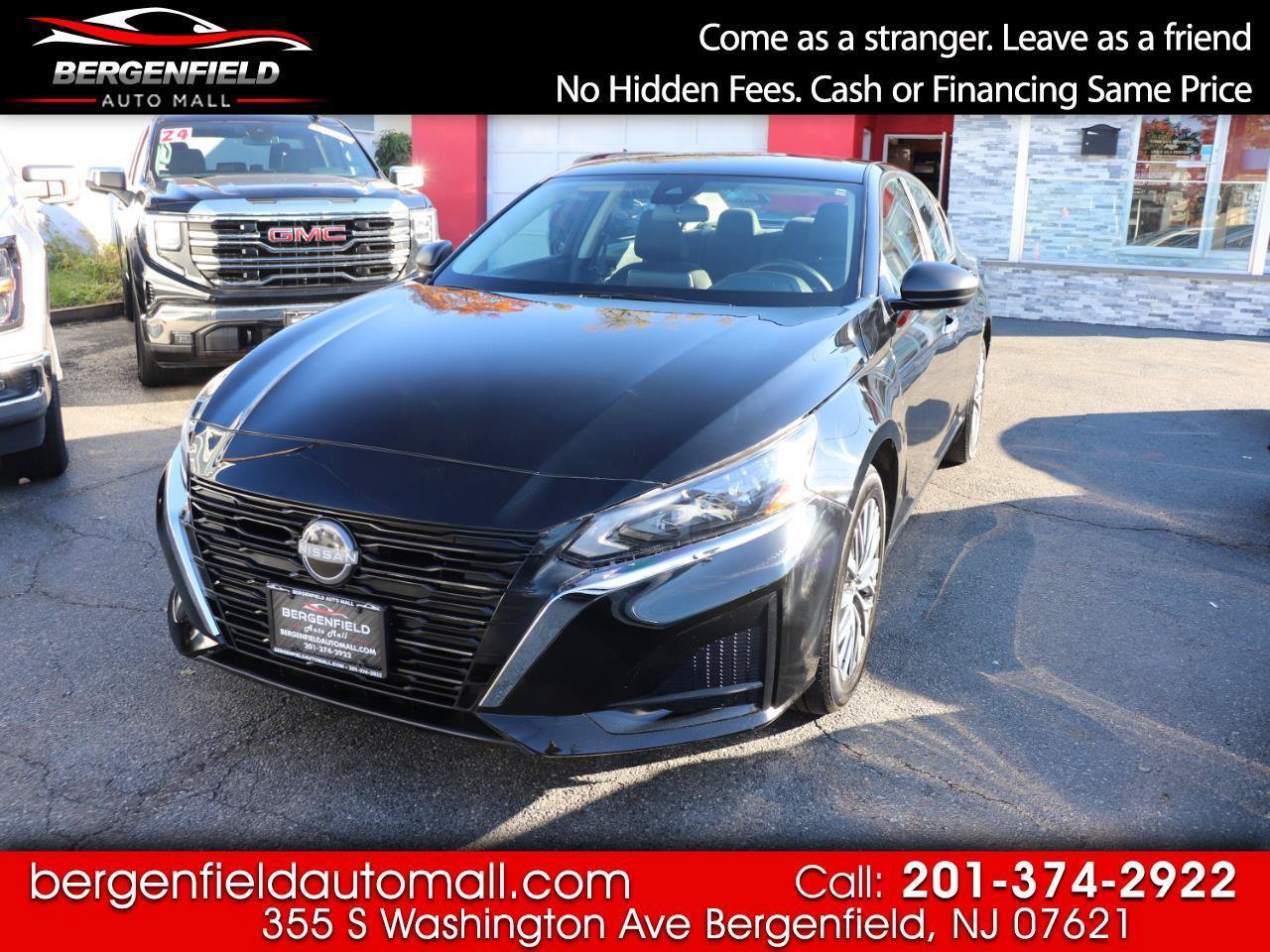 Used 2025 Nissan Altima 2.5 SV AWD/4WD image 1