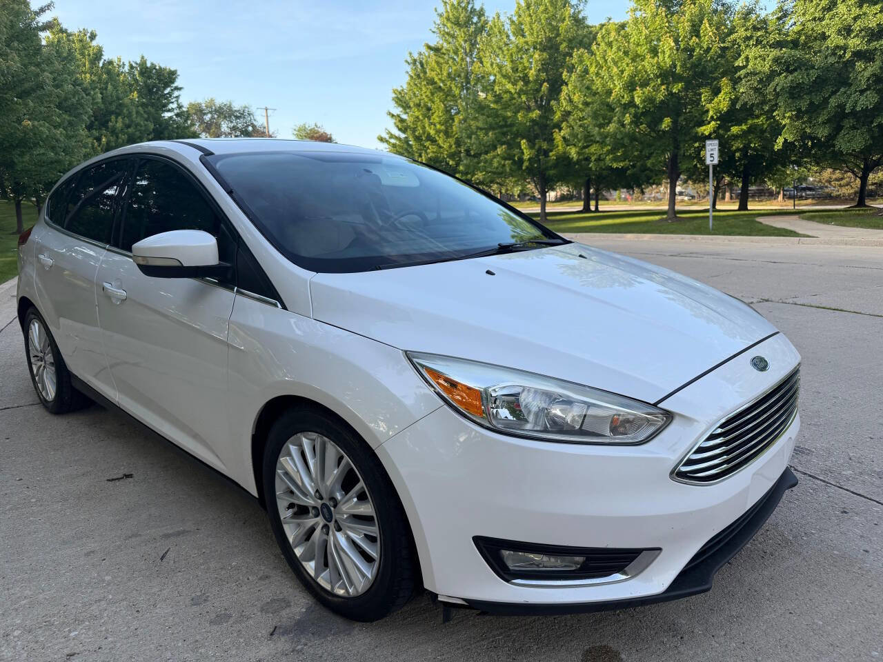 Used 2018 Ford Focus Titanium FWD image 1