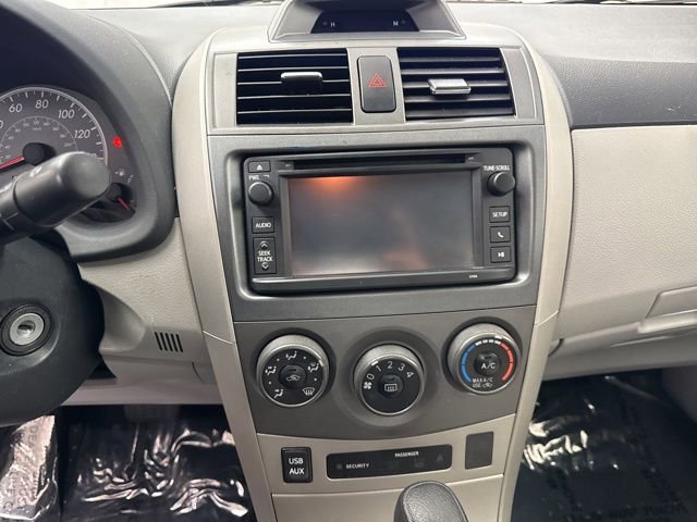 Used 2013 Toyota Corolla LE image 15