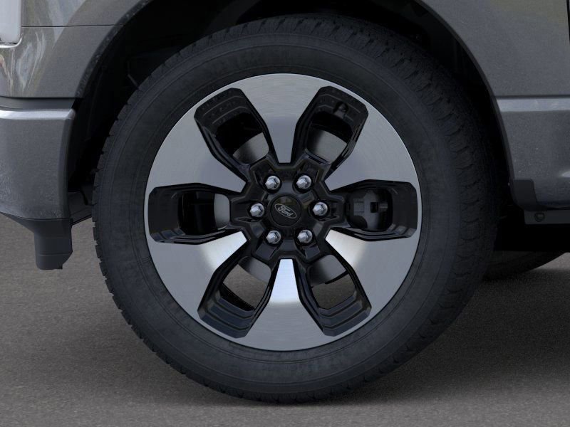 New 2025 Ford F150 Lightning Platinum AWD/4WD image 19