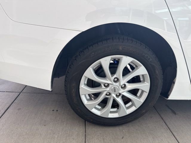 Used 2019 Nissan Sentra SV image 12