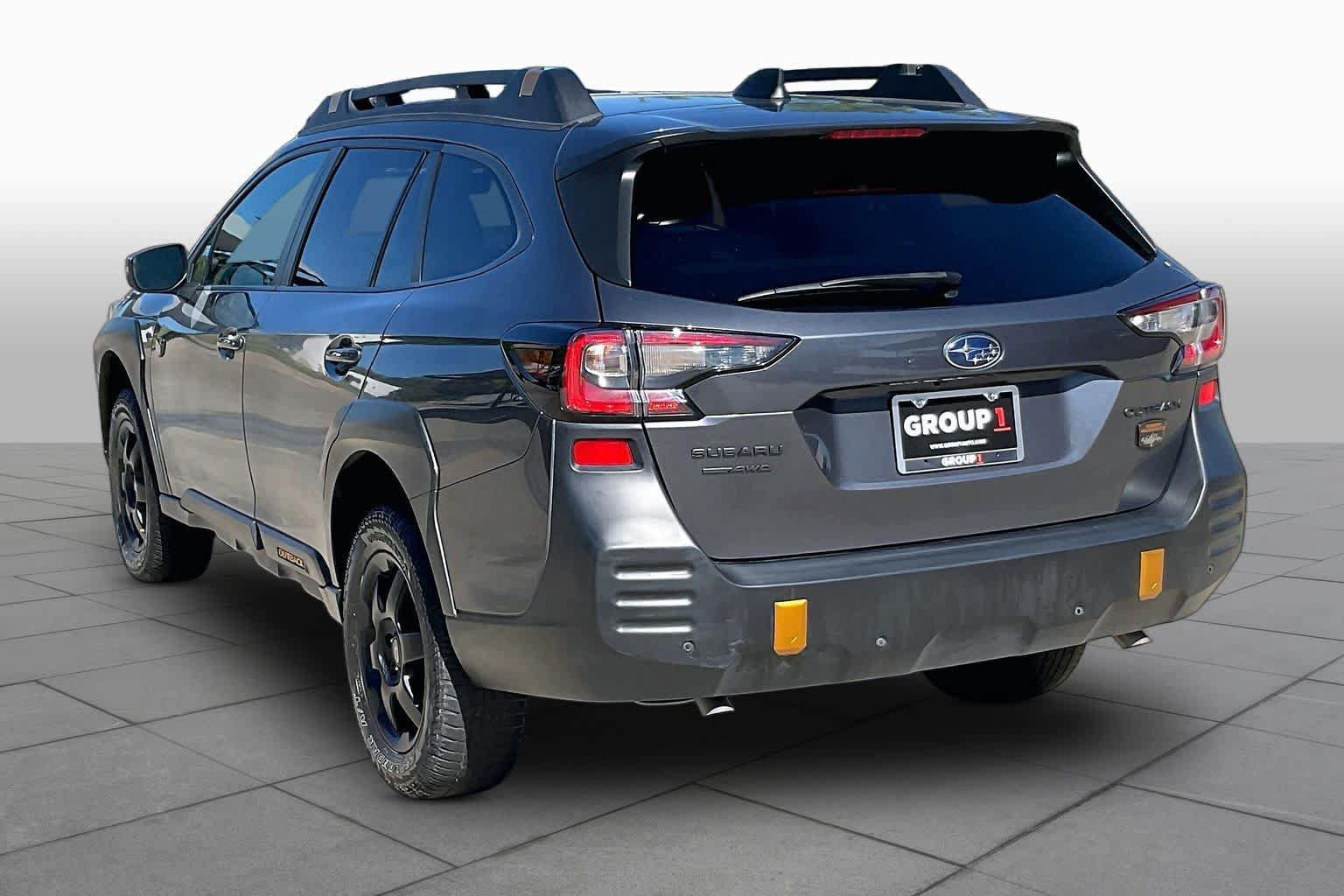 Used 2025 Subaru Outback Wilderness AWD/4WD image 12